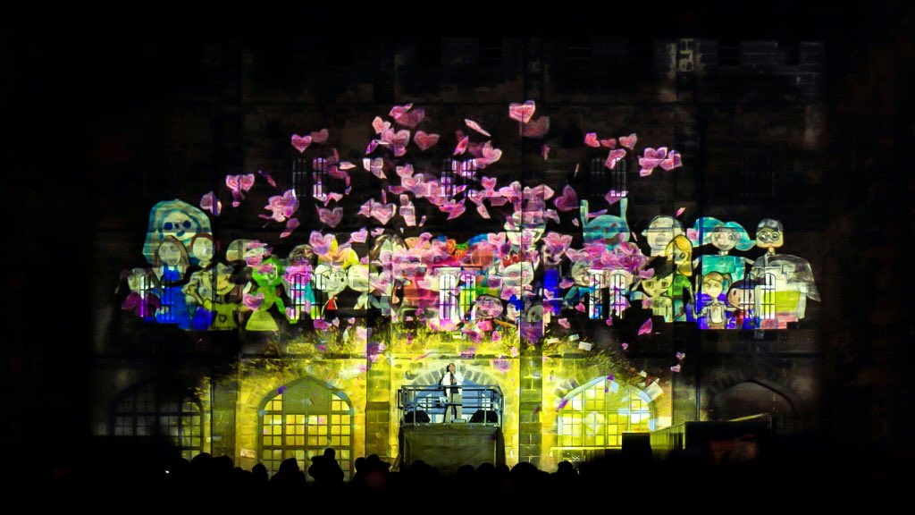 ImitatingtheDog's tweet photo. 2/2 Brazil, Indonesia, China, Kenya, Hong Kong and here in the UK, #HouseDown was part of @LightUpLanc as we took over the city’s most recognisable ‘house’! Read more about the project here https://t.co/7PlaoIVLXf https://t.co/y6EMIZaa4P