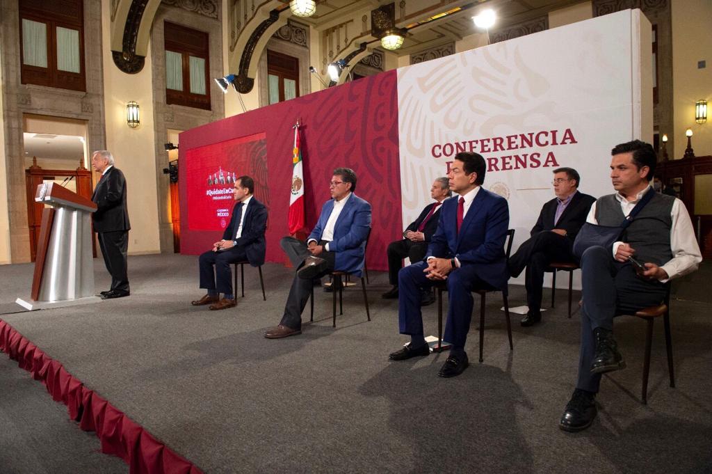 JesusRCuevas's tweet photo. El @GobiernoMX presentó una reforma al sistema de pensiones que pone en el centro a los trabajadores. A partir del cambio a las Afores, se aumentarán las pensiones de los trabajadores más de 40% y se redujo la cotización a 15 años. Pensiones dignas y bienestar para las familias https://t.co/WStkA7CutC