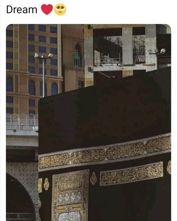RiffatNaz17's tweet photo. Best picture in Internet don't swip without react zilhaj ka Chand Mubarak https://t.co/KbcdgpEYvB