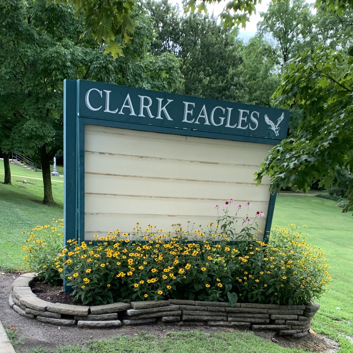 I am missing the good inspiring words from Clark’s sign.