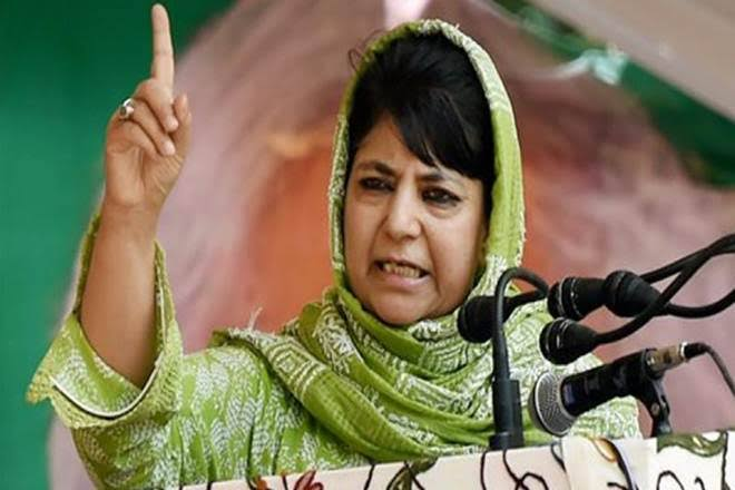 PDP-Mehbooba Mufti. A  #ThreadThe latest remarks by PDP claiming to fight  #abrogation of  #Article370 comes to no surprise. The party helmed by Ms Mehbooba  #Mufti has a long history of peddling controversies in  #Kashmir to gain political traction(1/19)