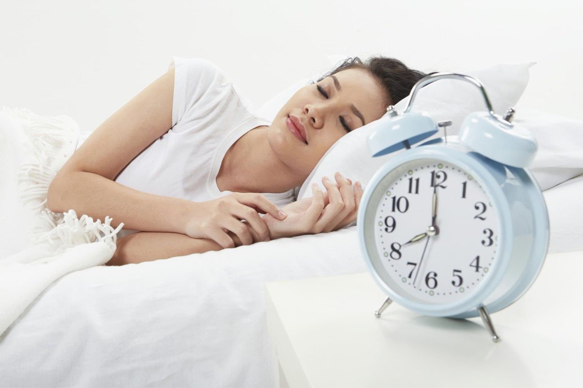dsdcolumbus's tweet photo. Sleep. I think most of us know is that it's very good for you. It's as crucial to our well being as eating a healthy diet and exercising.

Most adults need at least seven hours or more. Amazingly, 39% of Americans age 39 to 54 are deficient in their sleep. https://t.co/5MdFzJYFtt