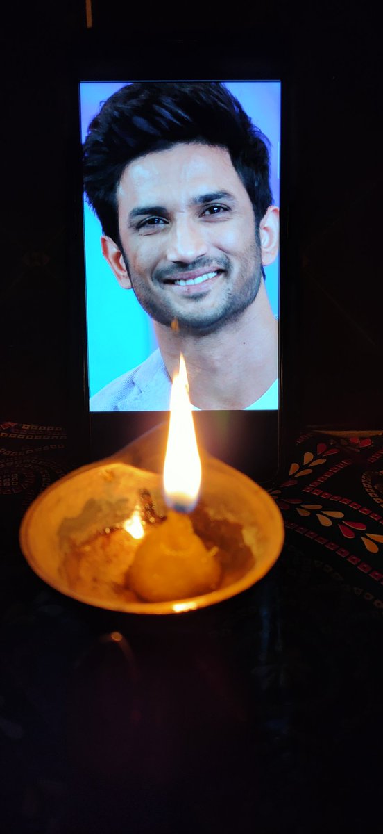 sidd_ru's tweet photo. #Candle4SSR  @ishkarnBHANDARI 
They will keep saying "Suicide".

We will stay firm on "MURDER"

Justice delayed is justice denied (न्याय में देरी, अन्याय है)
#SSRKoInsaafDo
#SSRCaseIsNotSuicide 
#SushantInOurHeartsForever https://t.co/0ov4vdbKe4