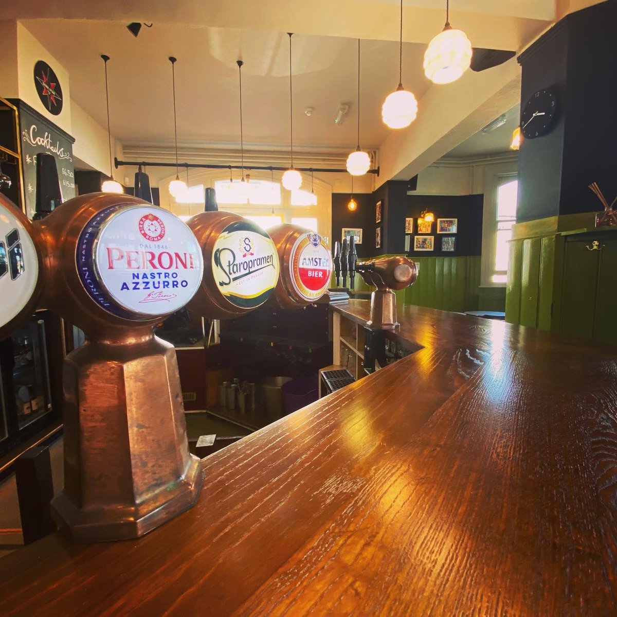 pvillearms's tweet image. It’s been a difficult time as of late. Don’t forget to enjoy yourself everybody. We are getting ready to open tonight. Happy #wednesdaywellness 
-
-
-
#prestonvillearms #pubsinbrighton #brightonandhove #pubgarden #pubsreopening #longlivethelocal #wednesdaydrinks