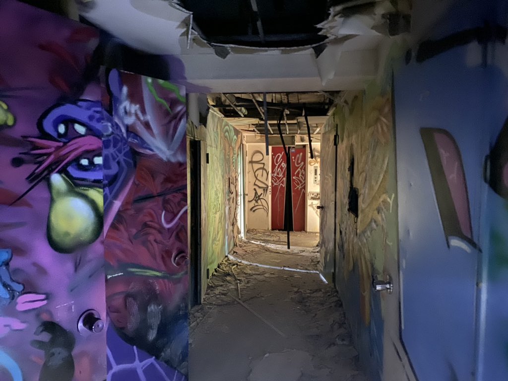 廃墟探索師エヌ on Twitter 