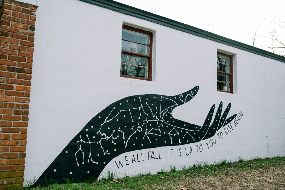 SpringdaleAP's tweet photo. Where is it Wednesday! Have you spotted this beautiful mural yet? 😜 #ExploreSpringdale #whereisitwednesday https://t.co/gAIRVS3C2r