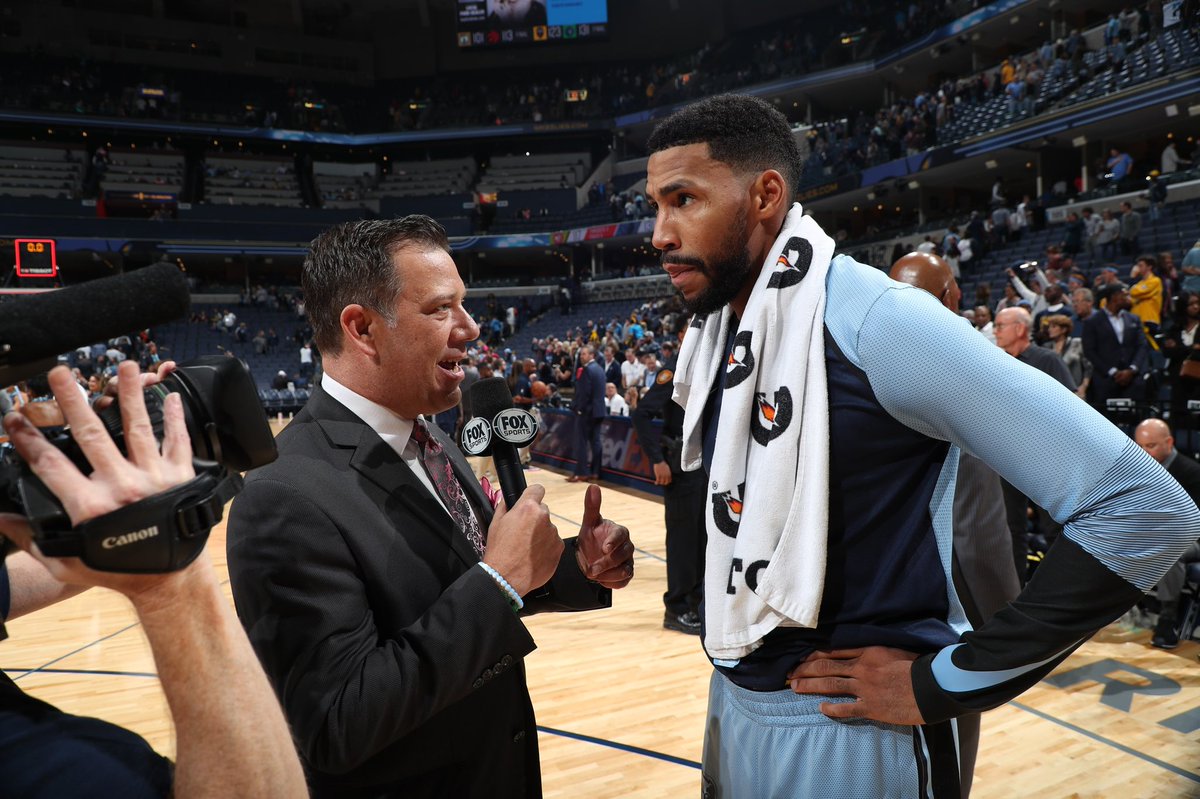thefishnation's tweet photo. #NBAFriends
Today I salute a great teammate and a great guy. First class all the way is @GTemp17
Did you know: Garrett Temple is one of only 2 @memgrizz to ever wear #17. @JValanciunas is the other https://t.co/yLwKeKdyAO