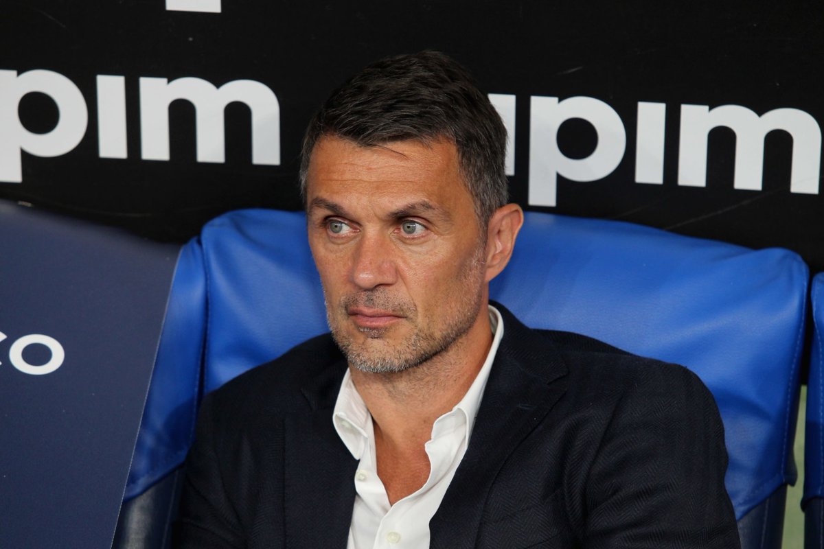 With Milan playing some truly dispiriting football during this time, Boban was given his marching orders, as Maldini’s position at the club also appeared increasingly tenuous. However, on-pitch concerns outweighed the off-field drama, where Milan faced yet more chaos and trouble.