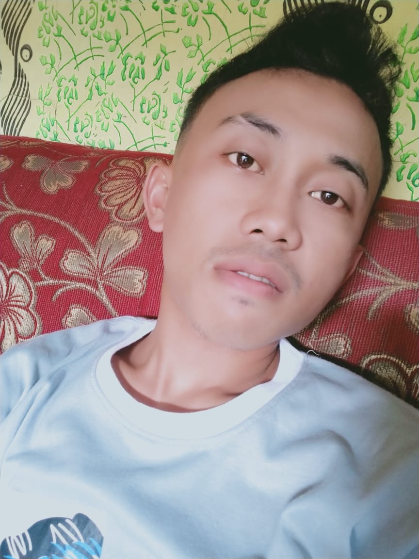 ABaneing's tweet photo. Cari pacar https://t.co/T00d6rY2lm