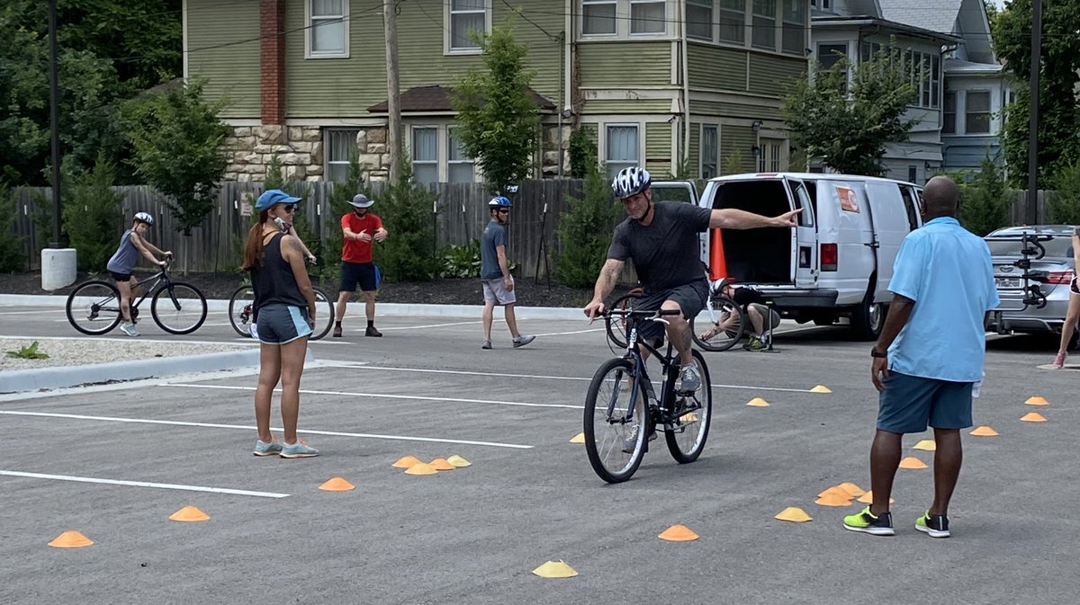 healinghousekc's tweet photo. Healing House partnered with @ridekc to bring a multi-week course that covers maintenance, safety, skills, and more. Participants who graduate the program receive a helmet, bike lock, water bottle, lights and a bicycle! #ridekcbike #kcbikes #earnabike #earnabikeprogram https://t.co/5Z8H6g7zL3