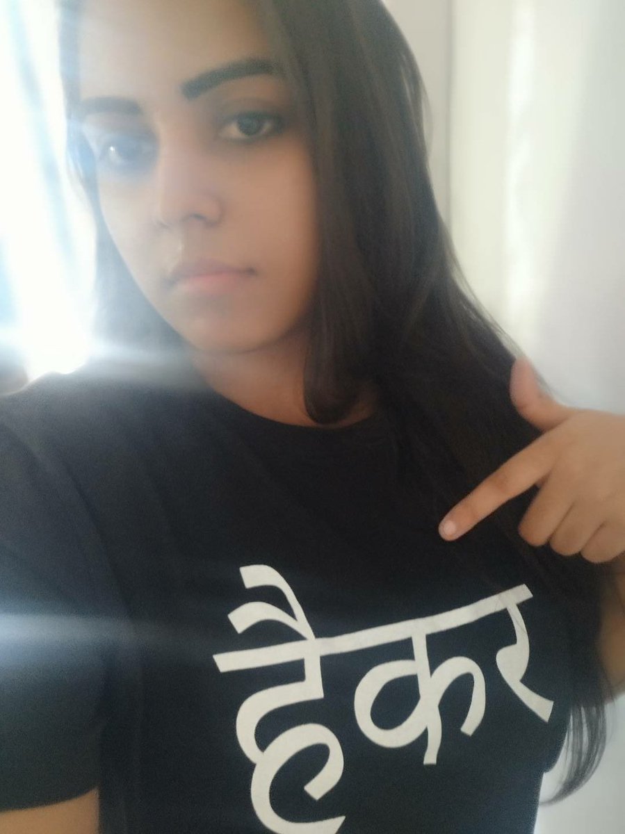 My submission for #NullconTee.. Missing <a href="/nullcon/">NULLCON</a> at Goa 🌊😍