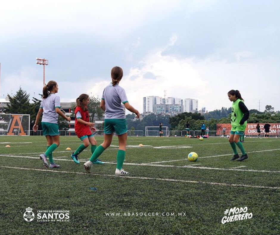 CFSantosCDMX's tweet photo. #Guerreras, pronto nos volveremos a ver 👌💚 https://t.co/9mT01nsyXW