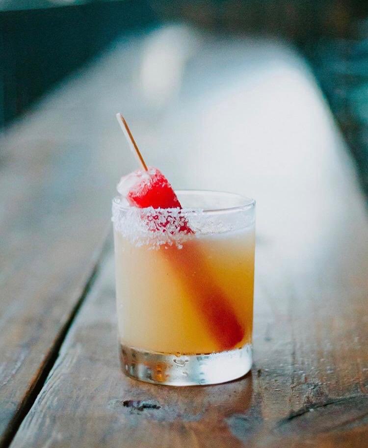 lalacharming's tweet photo. #TOTBonanza  Punch alcoholic, non alcoholic...  popsicles too ukwaju, Passion , pineapples fresh fruits you Name it kwa #RoseberryCremery #July25 @TOTBonanza https://t.co/Nj0VvIa6Su