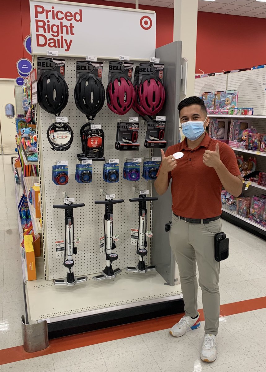 Intern Chris with his first solo endcap set! Learning all of the things!