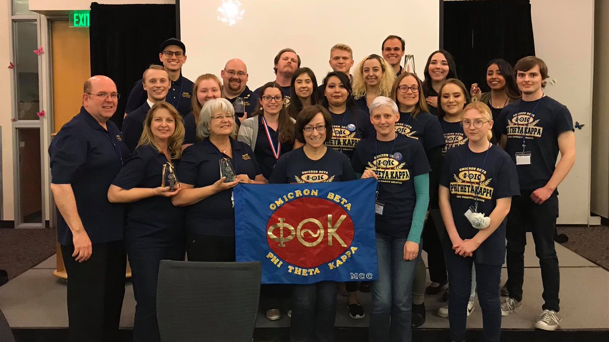 PHITHETAKAPPA's tweet photo. Want students to stay in #school? 👨‍🏫🏢 #PhiThetaKappa member @ShelbyLynchR5 shares 3 tips #college leaders can use to improve #student retention 🤓 &amp; establish a stronger 💪 sense of belonging. >> https://t.co/jc2PqddPLf https://t.co/RyO0CfdVJp