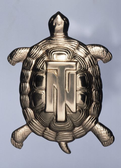 Tazio Nuvolari, one of the coolest and most mythical racing drivers in history, wore a golden tortoise pendant as his lucky charm. Perhaps not the animal someone whose job is to be fast would like to be associated to, but they were built different back then 