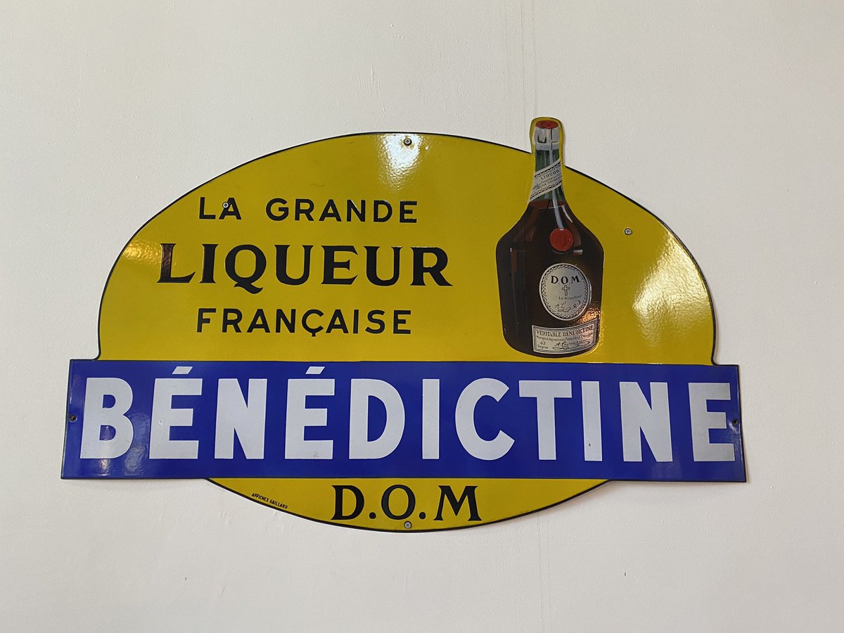 hotelrepublic's tweet photo. Our colleague @ChrisXen travelled to France and visited our Bacardi Brand Home, the Palais Bénédictine - it’s a stunning venue for events! #venuesales #eventprofsUK #salesrepresentation #palaisbenedictine https://t.co/99anQ2Idxm