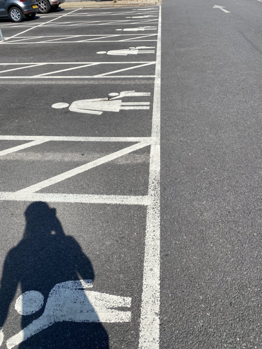 JmeBBK's tweet image. It’s 2020 where’s the dad n kid stencil at.