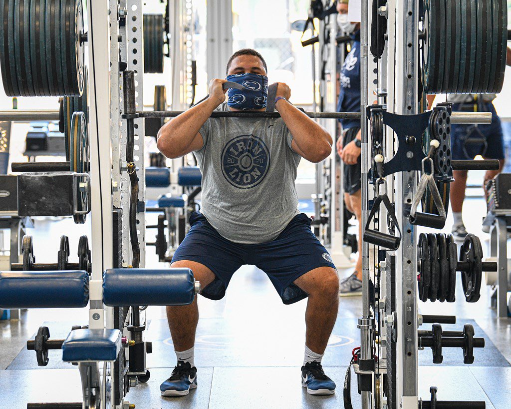 kat_gresham's tweet photo. I see you!! 💪🏽💪🏽 @_thegroovyone Great job to the @PennStateFball staff keeping the fellas safe and the facility clean!
#stackchips https://t.co/OlEXEBCyOj