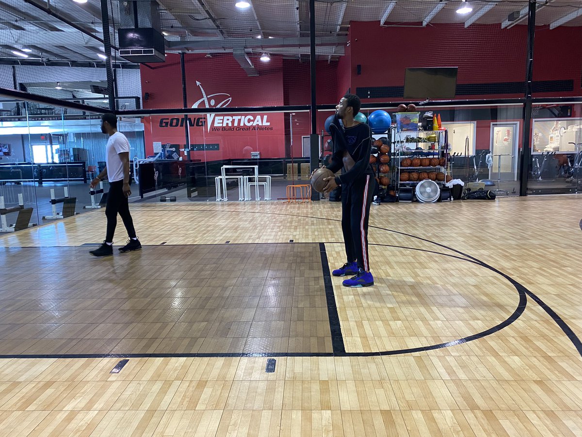 CoachBarnes1's tweet photo. “Natural talent only determines the limits of your potential. It's dedication and disciplining your life that makes you great.”

#GrowthMindset https://t.co/uiXmzElN4w