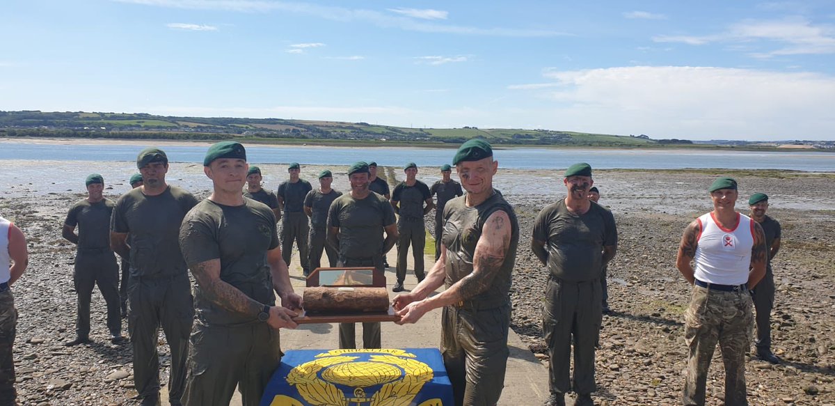CdoLogRegt's tweet photo. Now then, I close by wishing my successor &amp; his team the very best in the coming years. Go well you Regulars, Reservists and Civilians of CLR; in Chivenor, Bovington &amp; Derriford; from across the UK and Commonwealth. Stay safe at home and when deployed across the World. #thankyou https://t.co/BF3Sp5C5TM
