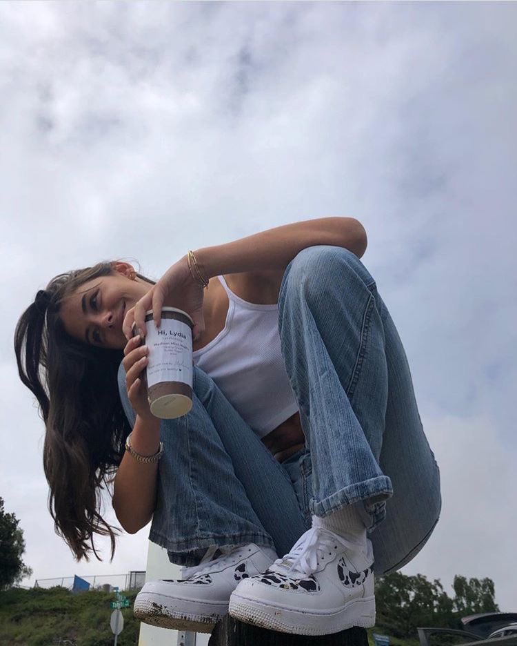 🦢 tweet media