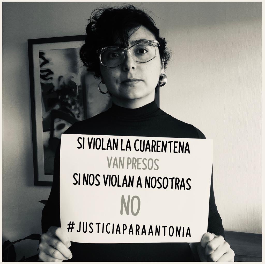 AFeministaChile's tweet photo. Si violan la cuarentena van presos 
Si nos violan a nosotras no 

¡Las feministas nos manifestamos en contra de la justicia patriarcal!

#JusticiaParaAntoniaBarra 
#JusticiaParaTodas https://t.co/x1qIqdzv0e