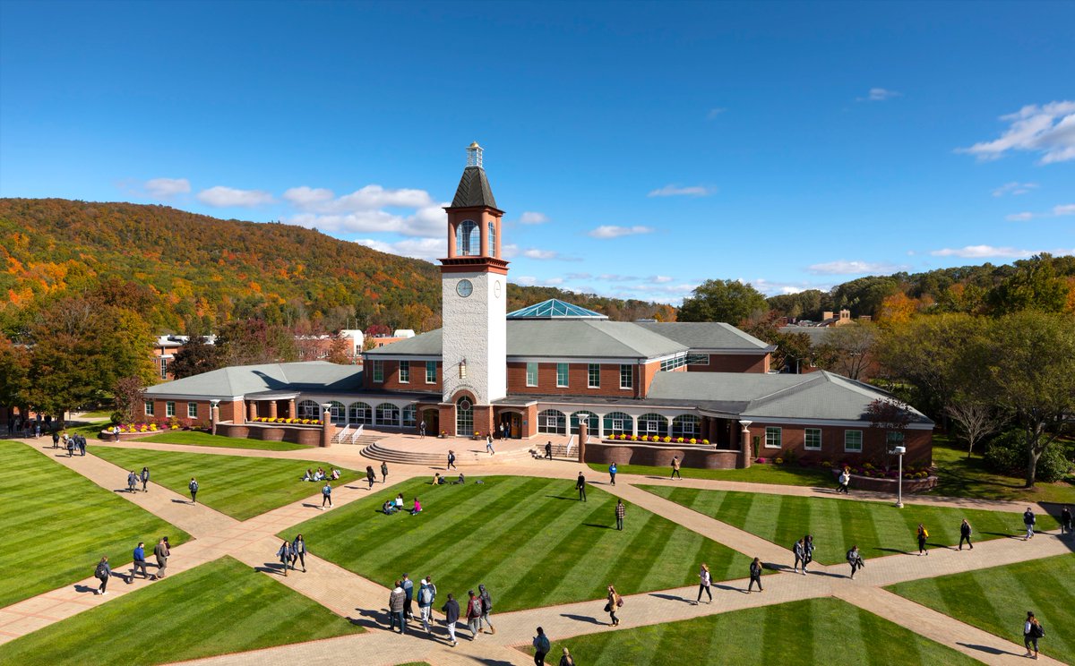 MetroConfSports's tweet photo. Hamden, CT #CampusViews 

📍 @QuinnipiacU 

#MAACSports #MAAC40 #BobcatNation https://t.co/j96zpGvMfx