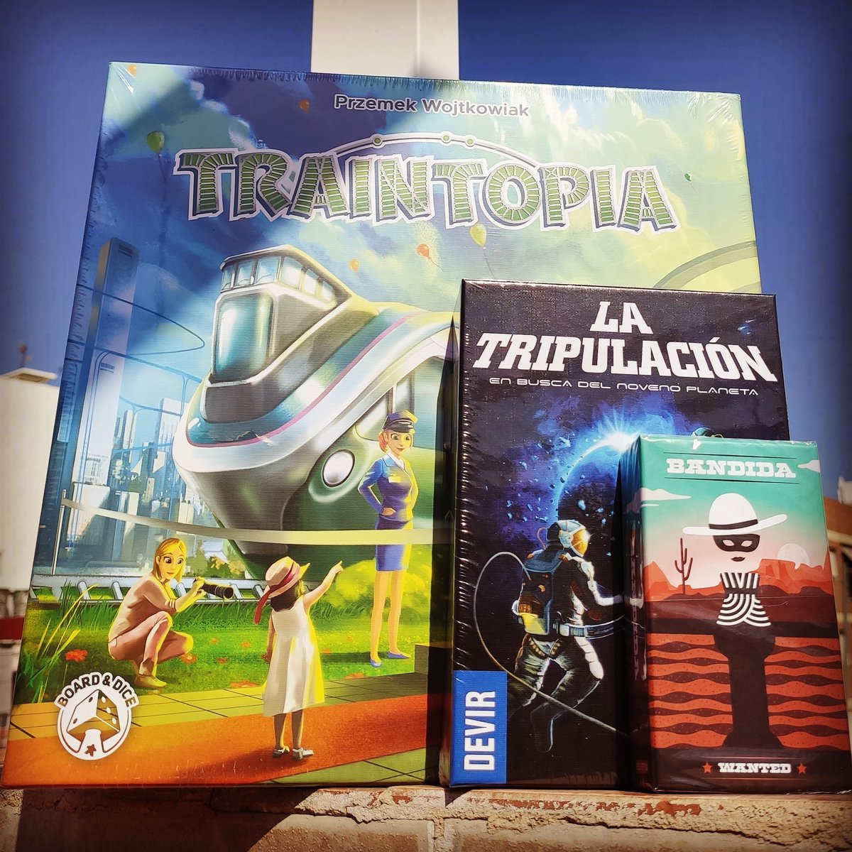 RDJugones's tweet photo. En breve nos vemos en directo desde Youtube para presentaros novedades de #traintopia de @BoardAndDice #latripulacion de @DevirIberia y #Bandida de @Helvetiq @LudiloJuegos https://t.co/iDmYmHGiGa