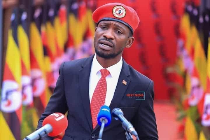 joystrong01's tweet photo. Bobi Wine once said "I will keep you on your toes waiting for what's coming next" its not yet over!!🤣😉
#NationUnityPlatform
#RobertKyagulanyiForPresident2021
#PeoplePower_OurPower https://t.co/RJvPaEMYD2