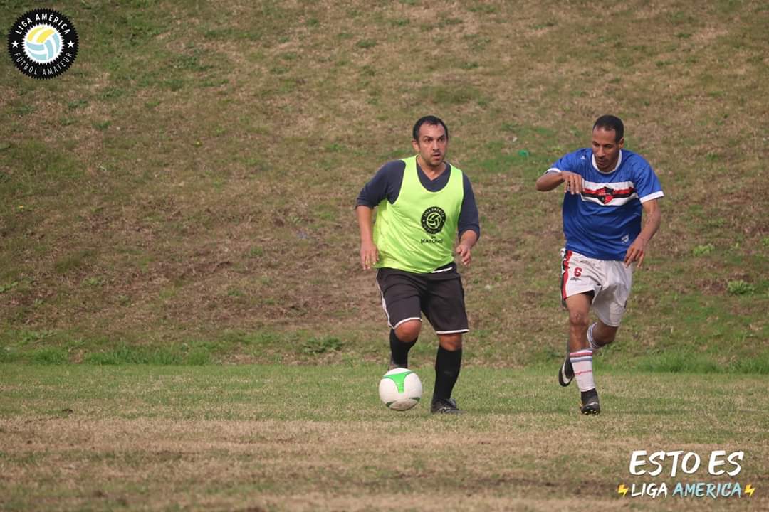 LMFC2014's tweet photo. Postales del domingo
#estamurgasiemprevolvera
#lamurguitafc
#ligaamerica
#enoff
#futbol
#futbolamater
#vamolamurgavamo
#sangreyluto https://t.co/qnFfi5CzUd