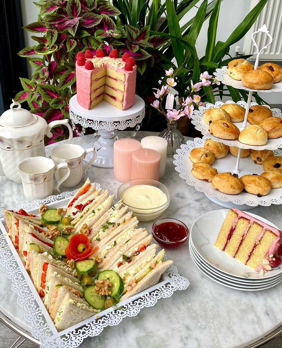 Whilst you're all here please follow this food page on Instagram: https://www.instagram.com/nash.foods/&nbsp;Absolutely stunning food creations & recipes 