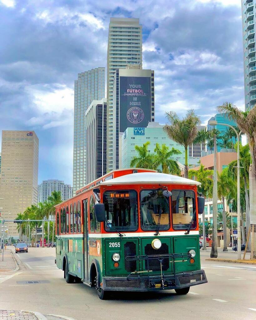 TheMiamiGuide's tweet photo. Getting around Miami and Miami Beach is easy when you take the trolley ππ΄
πΈ @luckyrox6
#miamitrolley #thisismiami #downtownmiami #miamibeachlife #miamibeachflorida #beachvibes #miamivibes #southfloridaliving #miamiliving #lovemiami #welivewhereyouv⦠https://t.co/sIy2s61yhV https://t.co/JVBb4Xw3vC