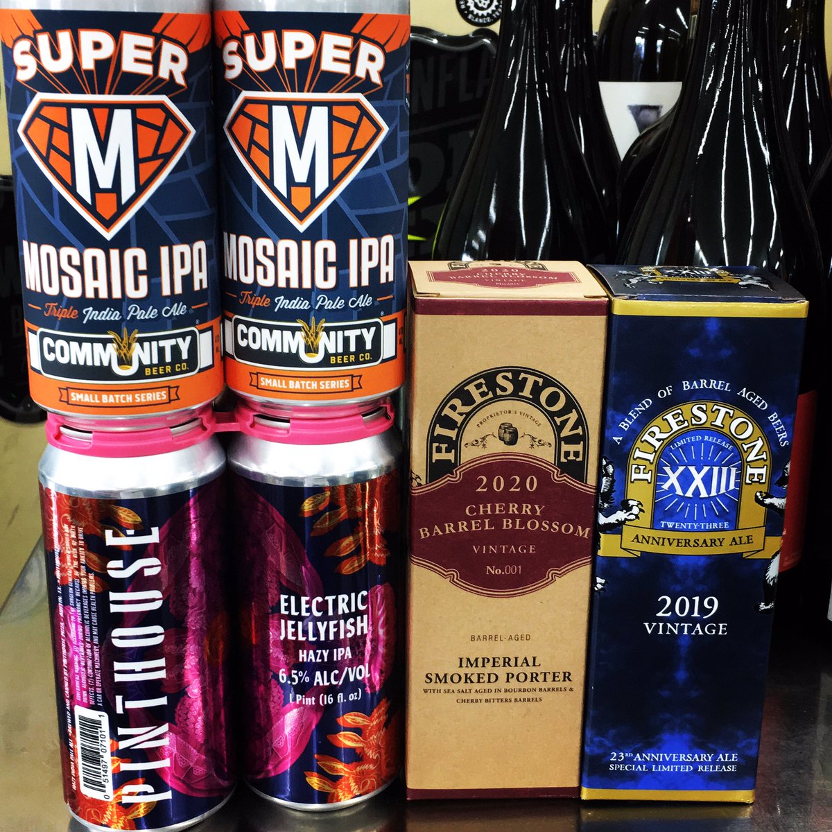 SunriseMiniMart's tweet photo. In now @pinthousebeer #electricjellyfish #hazyipa @communitybeerco #supermosaicipa #tripleipa and @firestonewalker #cherrybarrelblossom #barrelaged #imperialsmokedporter & back in 23rd #anniversaryale #sunrisebottleshop https://t.co/PG3PCa3LFQ