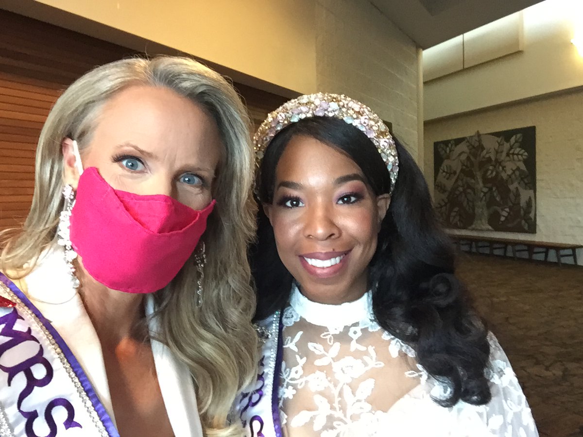 CoastMrs's tweet photo. MHR Designs provides top-quality jewelry that takes your outfit from good to FABULOUS. These earrings are made by MHR Designs and check out my donated gift bask with MHR designs at a value of almost $500!
#MrsIntl2020 #IntlPageants
#MrsInternational
#FollowYourHeartEC https://t.co/Mo9R5KY8UW