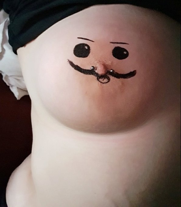 May I present to you, Mr. Wilson (left) and Tiny terror titty (right) the deadliest boobs in town!😂😂