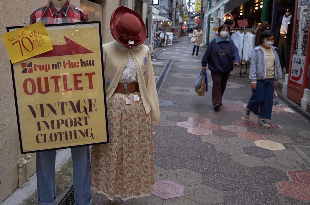 tkqubophot's tweet photo. Outlet clothes
📷 Leica TL2/Elmarit TL18mm
#ファインダー越しの私の世界
#写真撮ってる人と繋がりたい
#写真好きな人と繋がりたい
#カメラ好きな人と繋がりたい
#キリトリセカイ
#leica #photo #photography
#machida #machidacity #町田
https://t.co/XHTxH27TNM https://t.co/B8YNqUd26y
