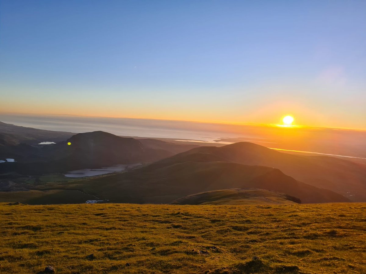 sienna_eva's tweet photo. At the weekend I climbed MT SNOWDON with my dad and we camped at the top and watched the sun set, obviously I carried the book I’m reading at the minute: GHOST SQUAD, In my bag to the top

The next trip I do I will definitely vlog! https://t.co/b8N3nWJaE2