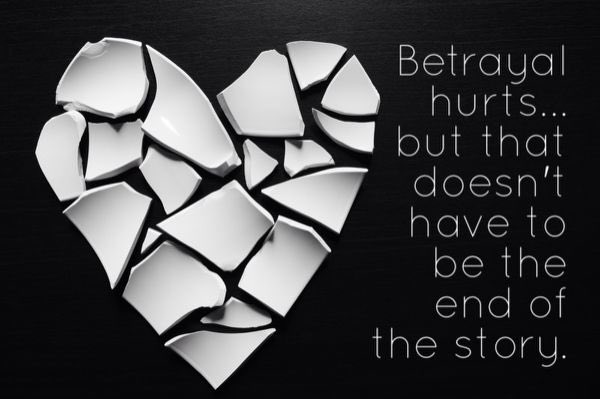 Jamwal271's tweet photo. Live-in relationship he had, divorced bride #expediently when caught.

#hangtenstories 1329 https://t.co/2NI19L3Xcw