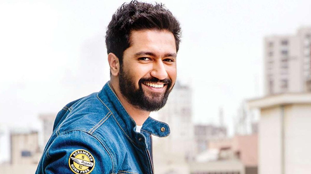 ChatsBo's tweet photo. #YRF to Sign Three-Film Deal with Upcoming Starlet #VickyKaushal .
One of them is Touted to Be A Mega Budget Action-Comedy Film and Another will be a Biopic of an Indian Major.The genre of Third One is Unclear. #YRF50 https://t.co/ogMjfV9xpQ