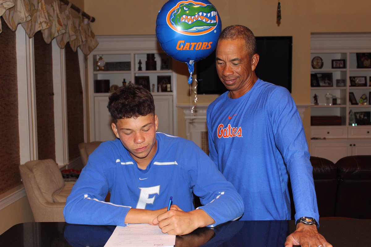Gators Men's Tennis tweet media