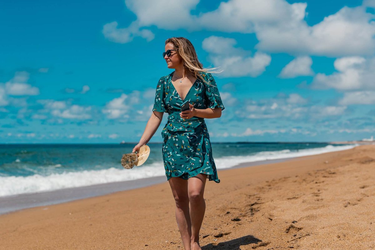 HOS_agency's tweet photo. @PaulineAdo et @LifeProof s’associent pour une campagne environnementale 🌊
Pour chaque vente d’une coque WÃKE, utilisant 85% de plastiques recyclés, 1€ est reversé à une association🔝
Une initiative soutenue par Pauline, une athlète et femme engagée 👏🏼
#TeamHOS #Lifeproof https://t.co/AdeGXJBAkJ