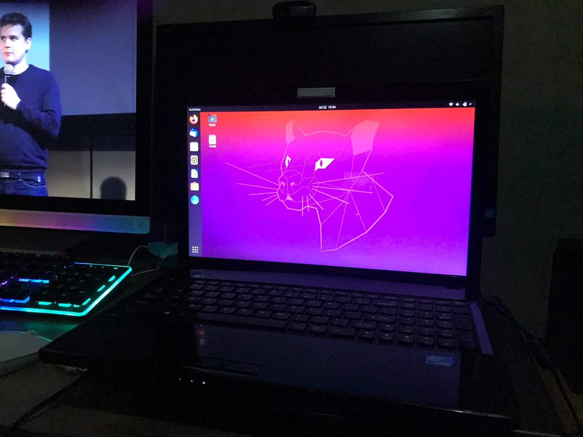 garbageColl3cta's tweet image. My first fully Ubuntu OS installation complete. Been on the mint version for a while, enough time to appreciate Linux.