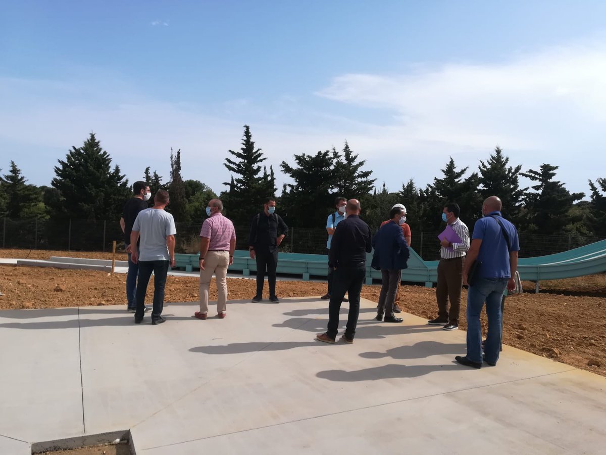 Agglo_Beziers's tweet photo. @RobertMenardFR s'est rendu sur le chantier de la piscine Alfred Nakache de @Sauvian  pour constater l'avancée des travaux. 
Ouverture prévue en septembre 😀 https://t.co/ay7MvCjYCY