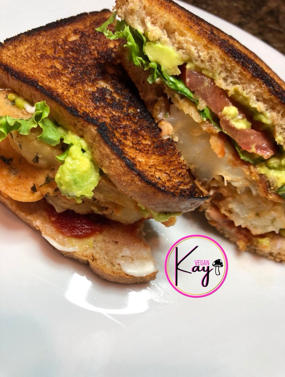 kalynbroadway's tweet photo. 🌱YEP IT’S VEGAN! It cost $0 to RT.  IG @kaybeenlocd  YouTube link in bio https://t.co/9MkTIQThRn