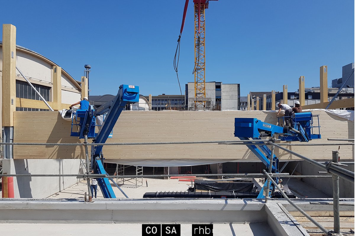 COSAarchi's tweet photo. The @Insa_Strasbourg architecture faculty's wooden beams structure rises.

#cosaarchi #rhbarchitectes #teamarchi #woodarchitecture
#schoolarchitecture #archilovers https://t.co/JFEEoZW68I