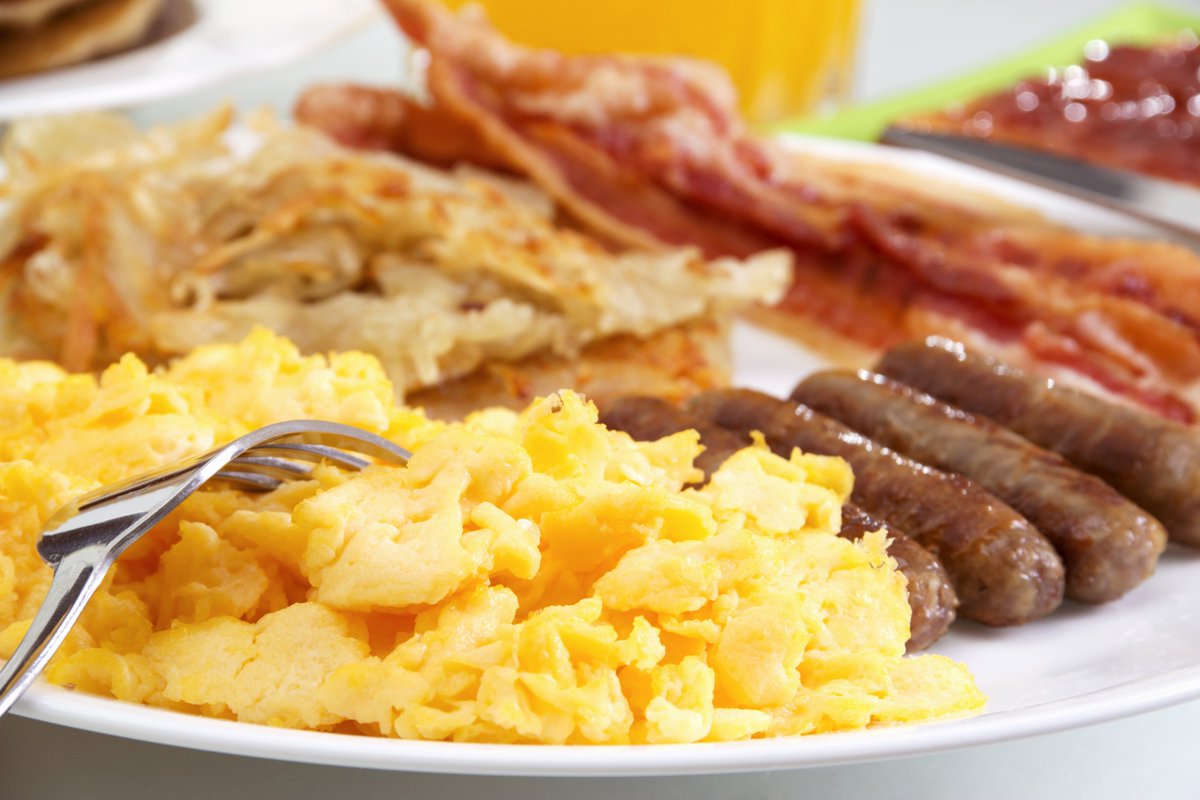 TLSSaskatoon's tweet image. Fixin's Homestyle Eatery is now open for delicious home cooked breakfast. Stop in any day of. the week. We'll be waiting for you.
