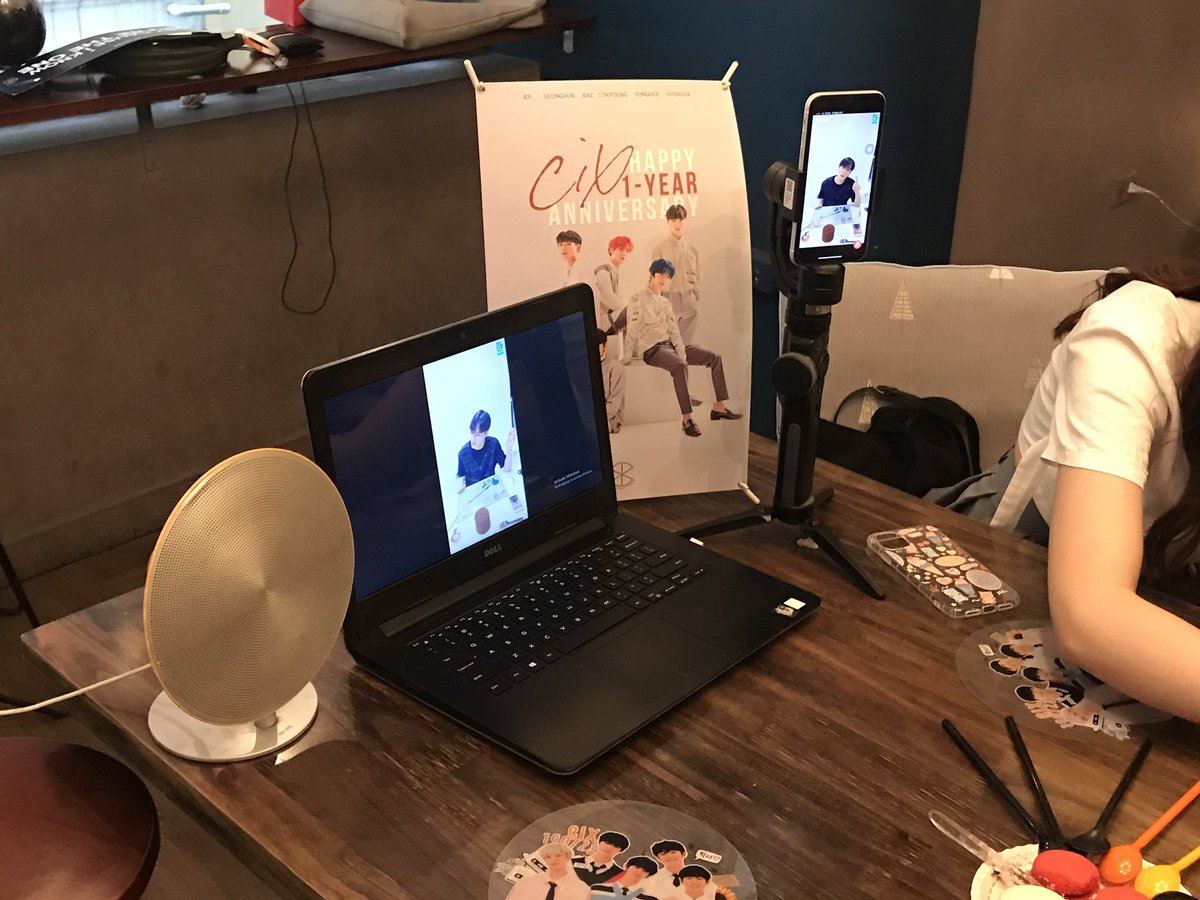 CIXVietnamUnion's tweet photo. ⭐️𝑺𝑯𝑶𝑲𝑨𝑲𝑲𝑶 | #𝑪𝑰𝑿 1-𝒀𝑬𝑨𝑹 𝑨𝑵𝑵𝑰𝑽𝑬𝑹𝑺𝑨𝑹𝒀  | CAFE EVENT  

#안녕_씨아이엑스_1주년
📍 HANOI
#강아지발챌린지 하고 후니의 브이앱도 같이 봤어요 ㅎㅎㅎ
#HELLO_CIX_1YEAR
@CIX_twt @CIX_Official https://t.co/qUqAHLd9iL