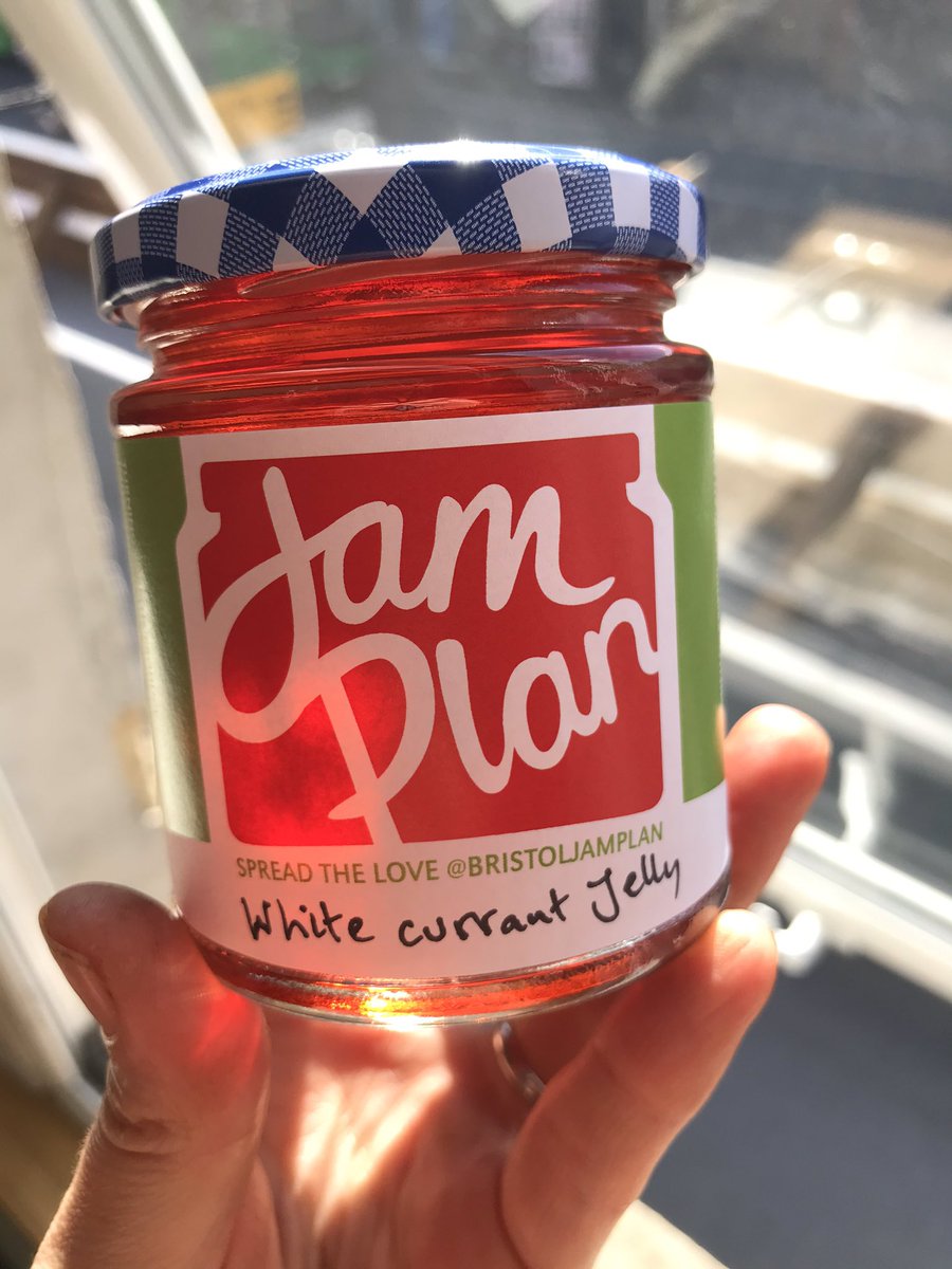 Whitecurrant jelly made with whitecurrants donated by our lovely allotment neighbour.