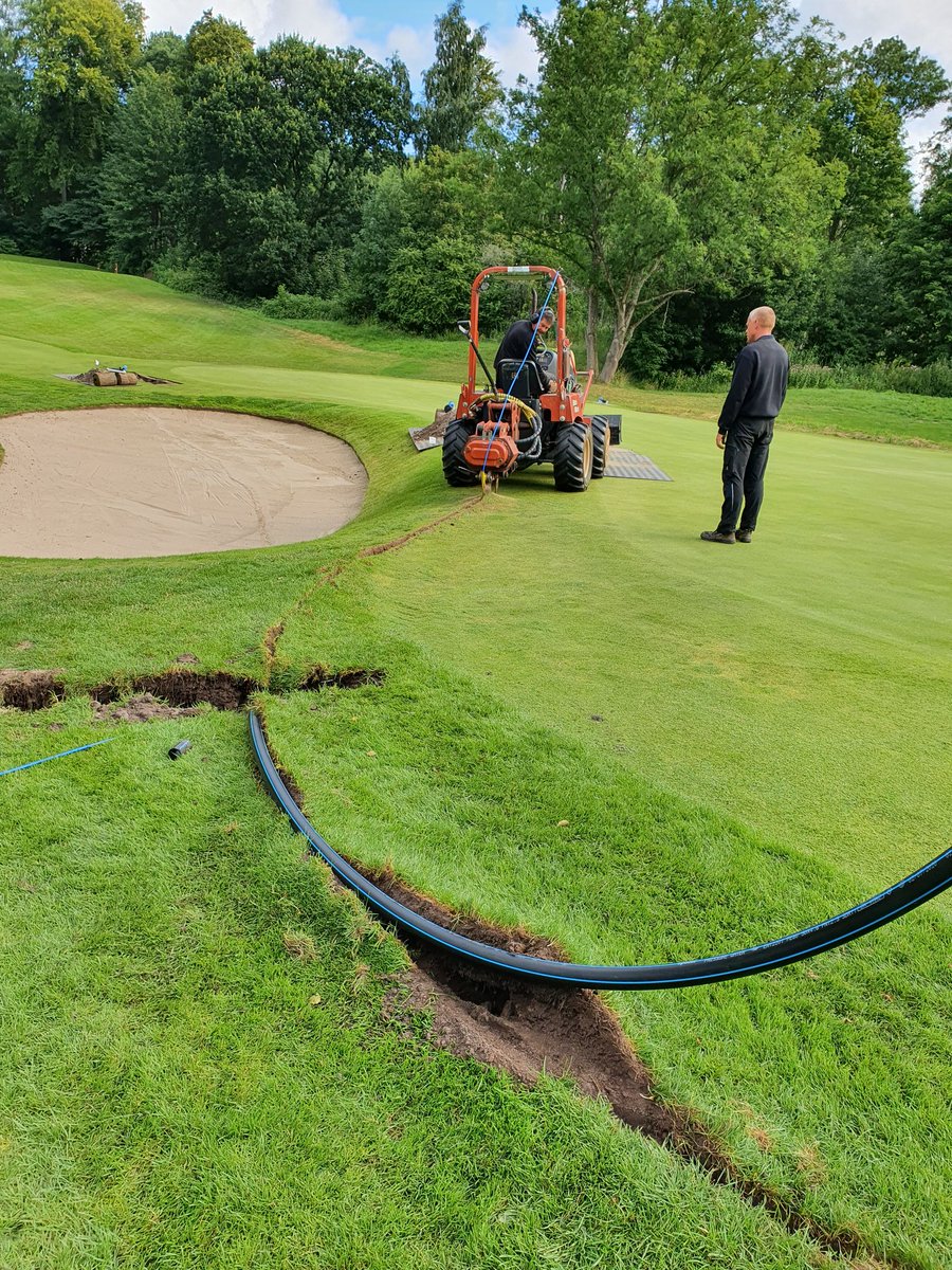 AndriPepke's tweet photo. 5 guys, about 2000 meters of pipe and 112 RainBird valve in head sprinklers. Great job by the team installing all that in only 12 work days. https://t.co/rKbeQMk94O